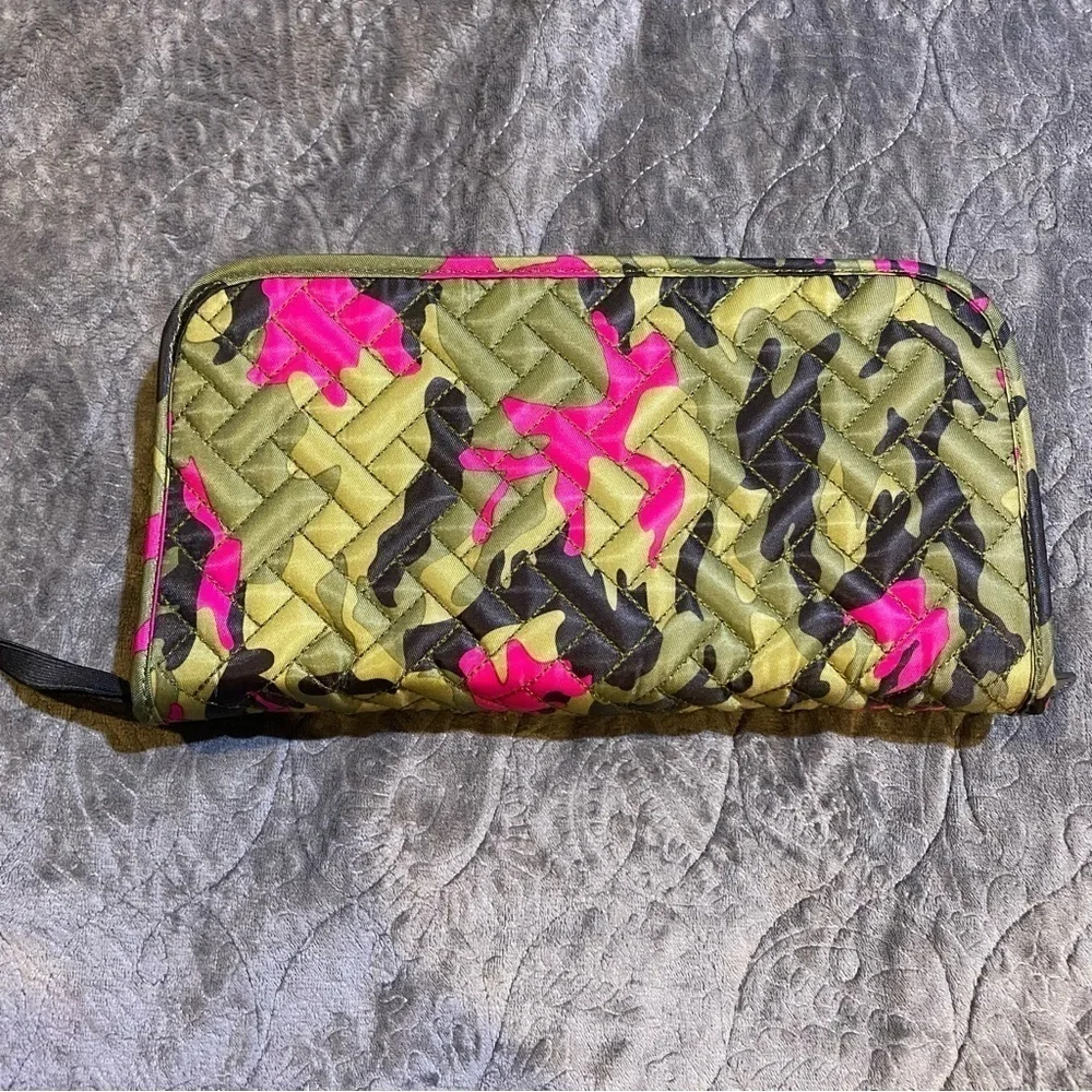 LUG Tango Travel RFID Wallet, Camo Berry, Carry Cards, Money & Passport